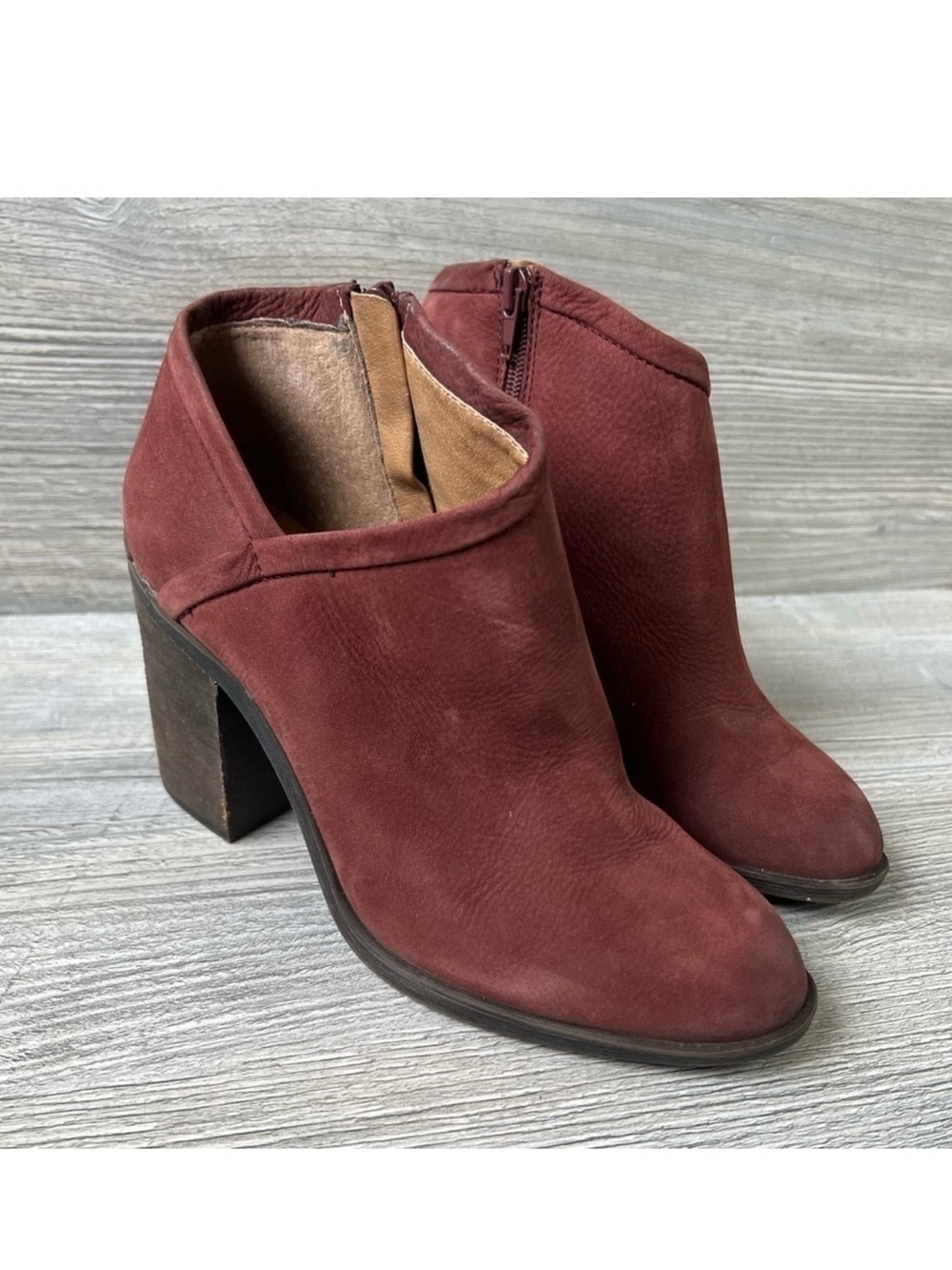 Lucky Brand Salza brick red leather asymmetrical ankle boots with zipper sz 6.5
